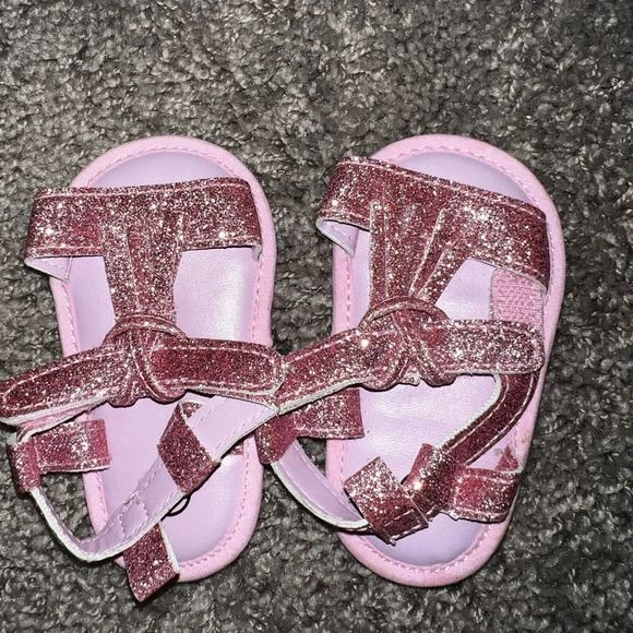 Baby Girl Shoe Bundle - Picture 4 of 16